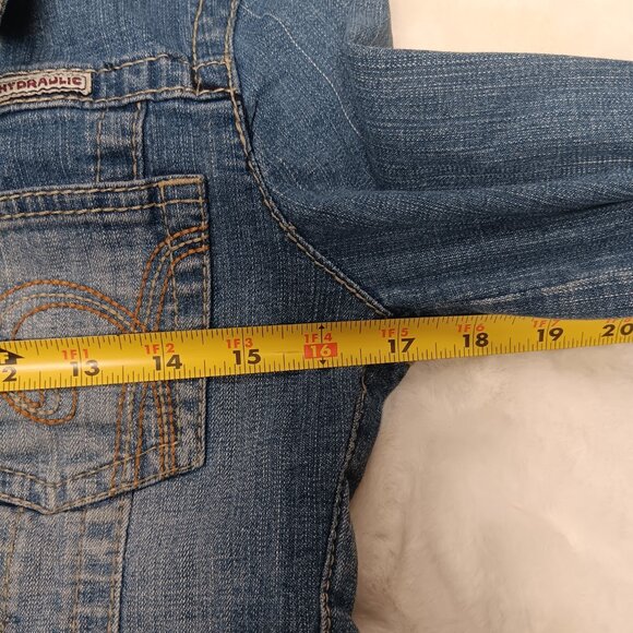 Hydraulic cropped distressed denim jacket - Picture 12 of 14